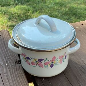 Vintage Enamel Floral Mini Stock Pot with Lid White Pink Purple Flowers Kitchen